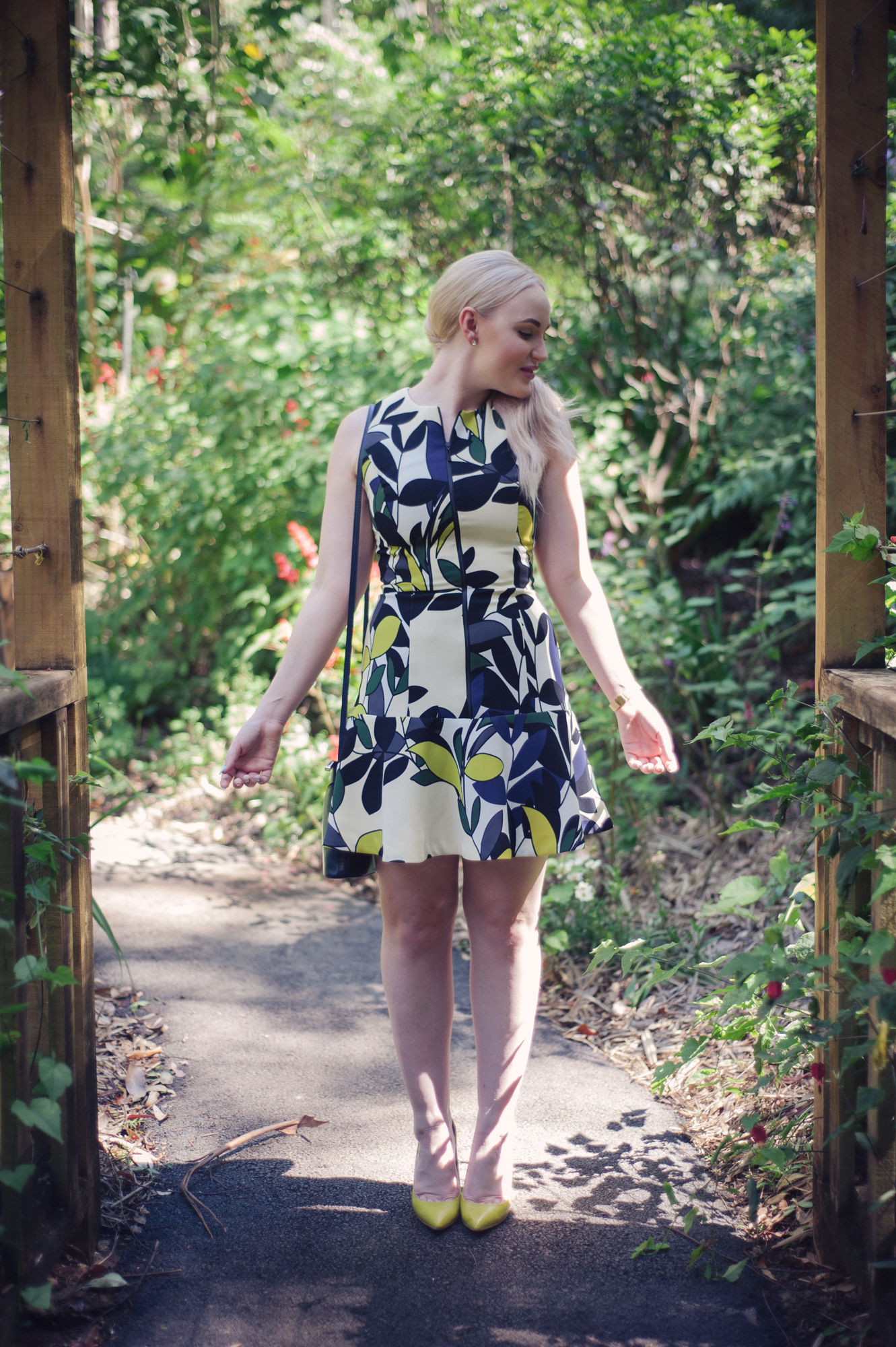 alt="The Secret Garden"