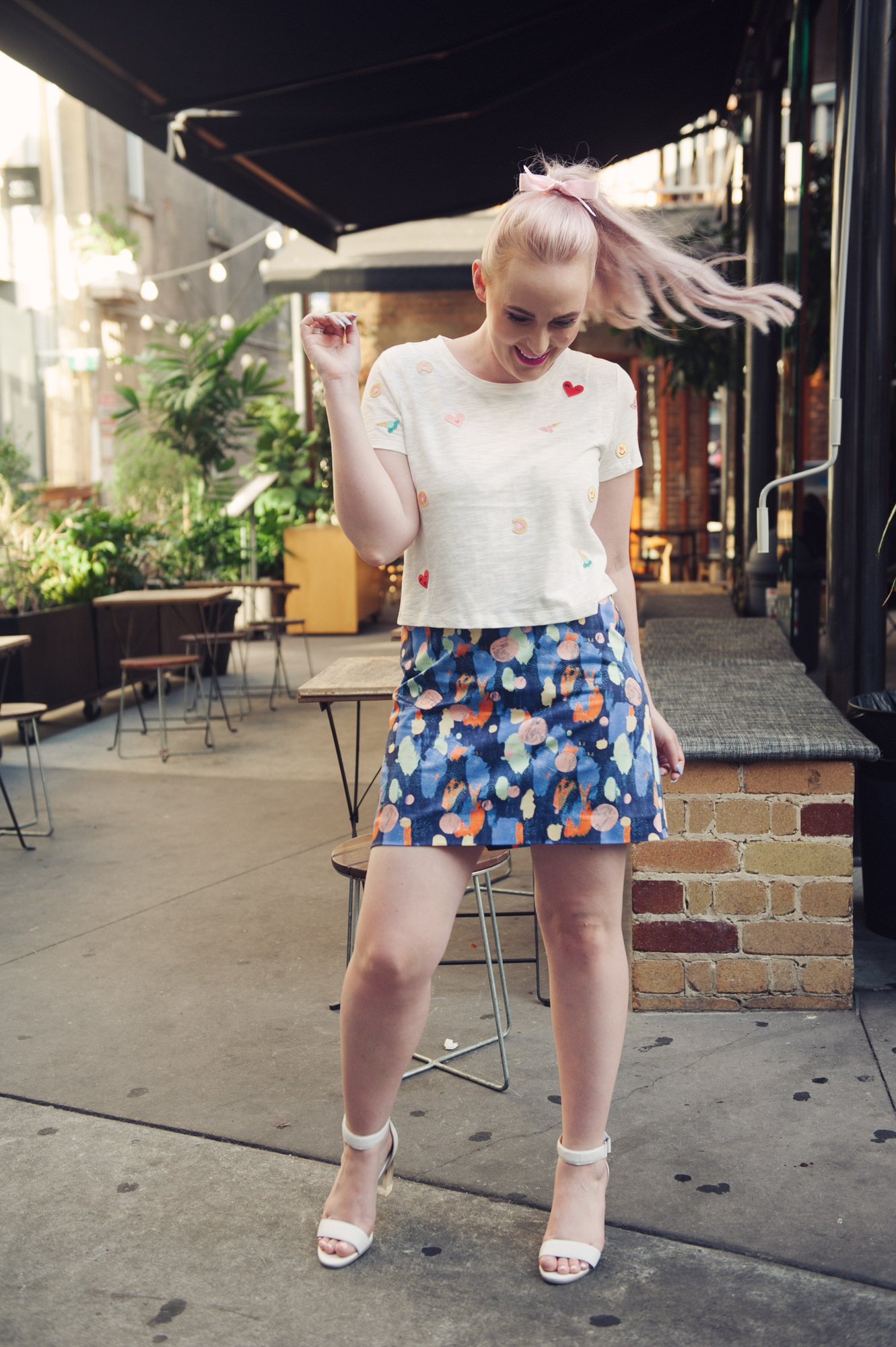 look-1-17