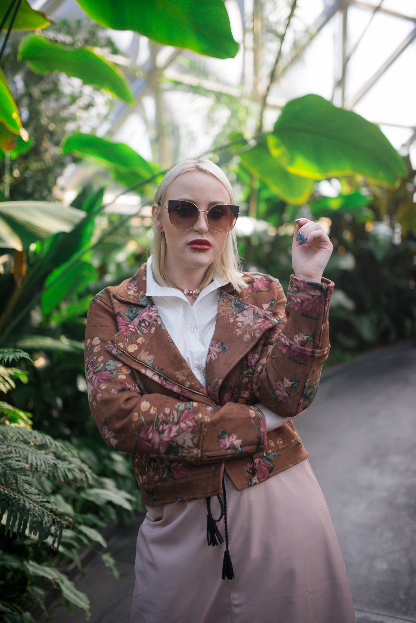 Ashleigh Eiffel Look 2-18